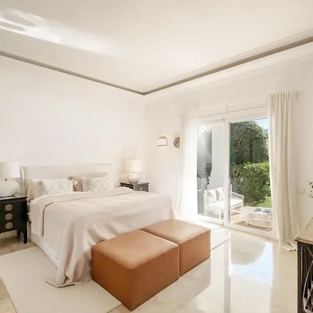 Newly Renovated Frontline Golf 7 Bdrm Luxury Apartment Marbella