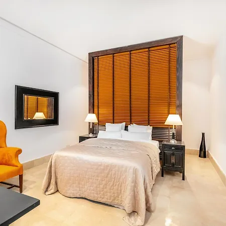 Apartment Newly Renovated Frontline Golf 7 Bdrm Luxury