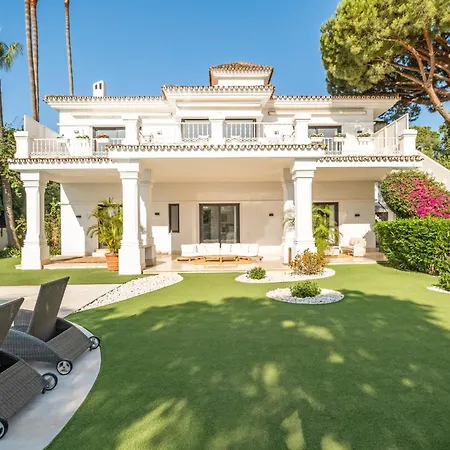 Newly Renovated Frontline Golf 7 Bdrm Luxury * Marbella